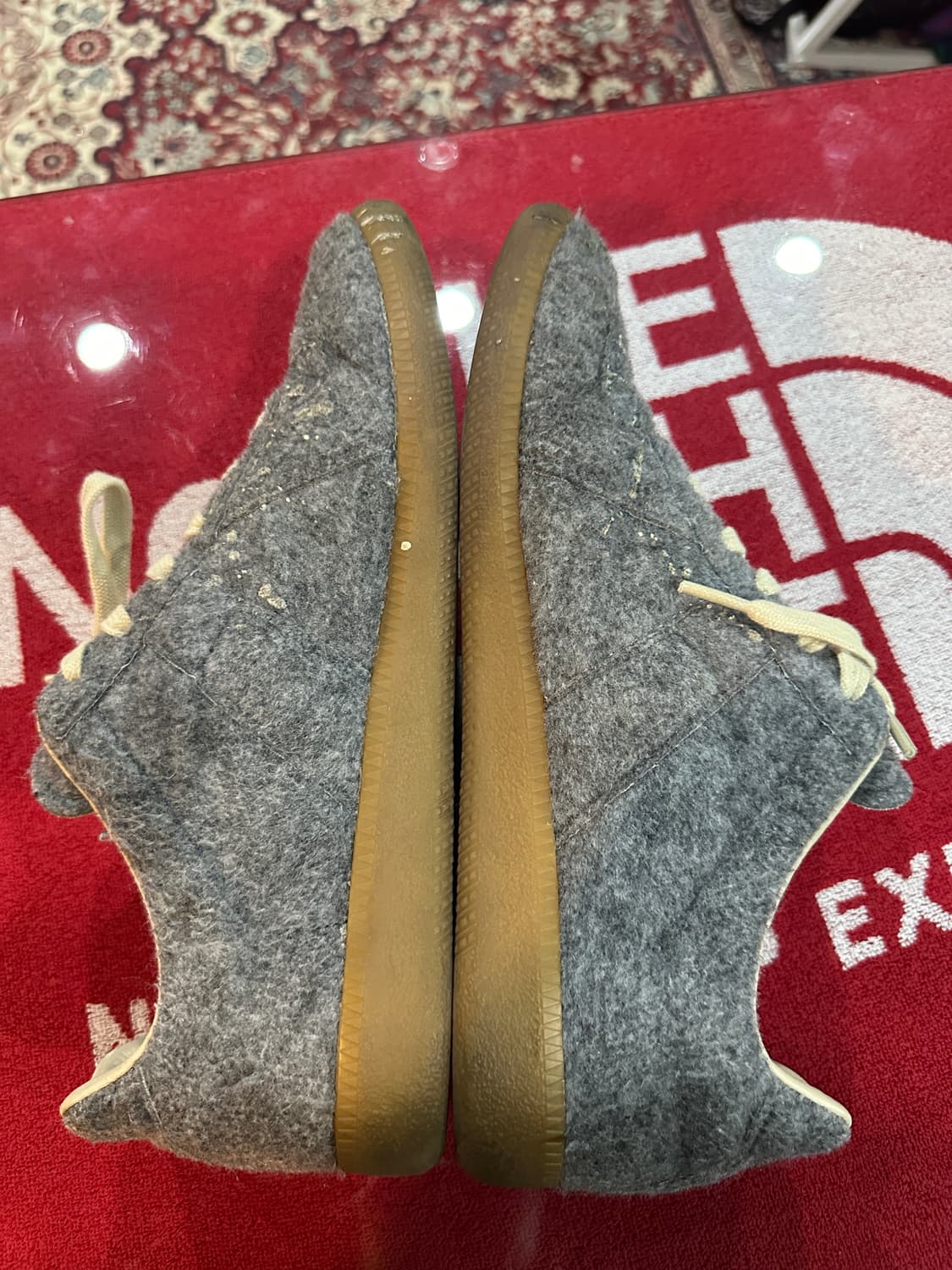 메종마르지엘라 펠트 페인팅 스니커즈280 상품이미지5