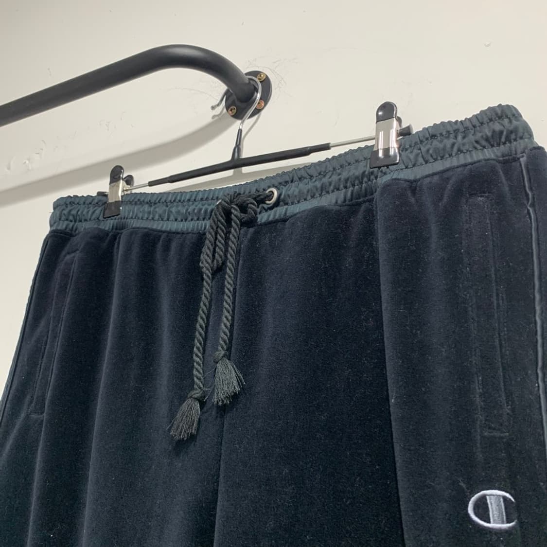 챔피온 올드스쿨 벨벳 조거팬츠 상품이미지4