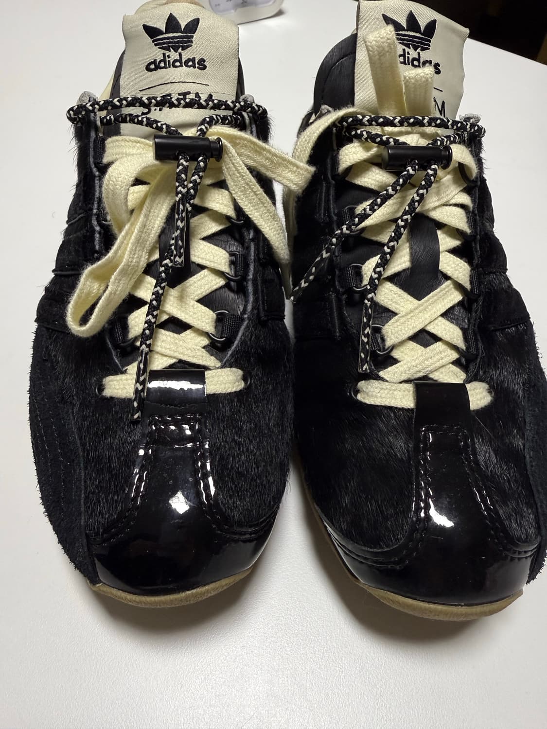 아디다스 x 송 포 더 뮤트 컨트리 OG 코어 블랙 크림 화이 상품이미지4