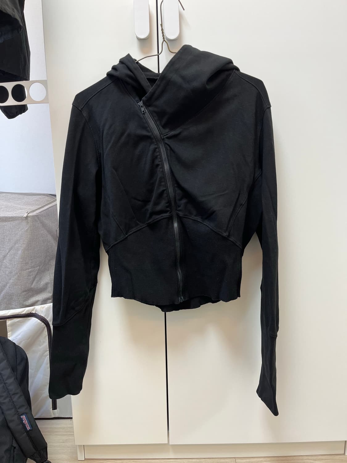 EE 후드집업 블랙 m사이즈 상품이미지1