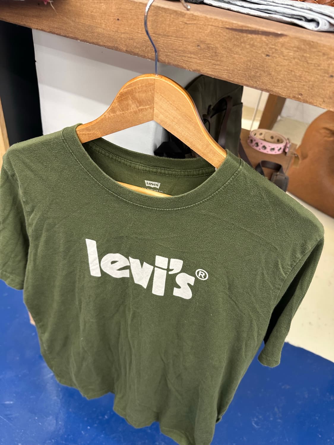 Levis 리바이스 아치로고 카키 반팔티 상품이미지4