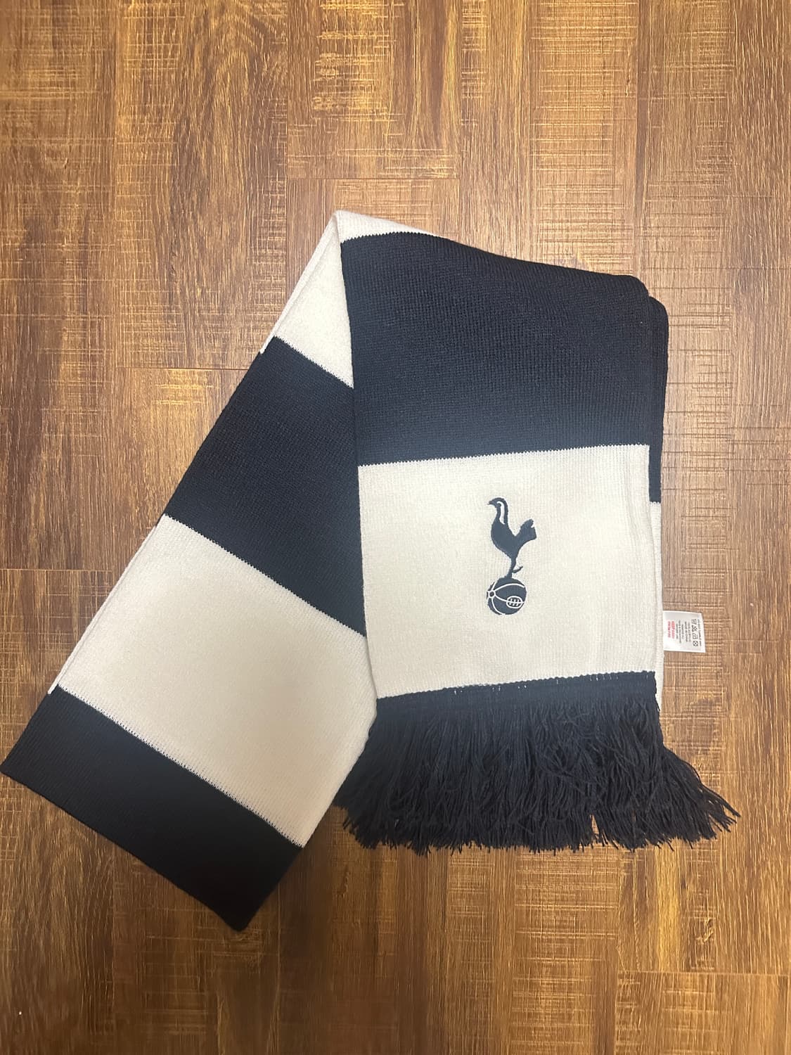 토트넘 스트라이프 머플러 상품이미지1