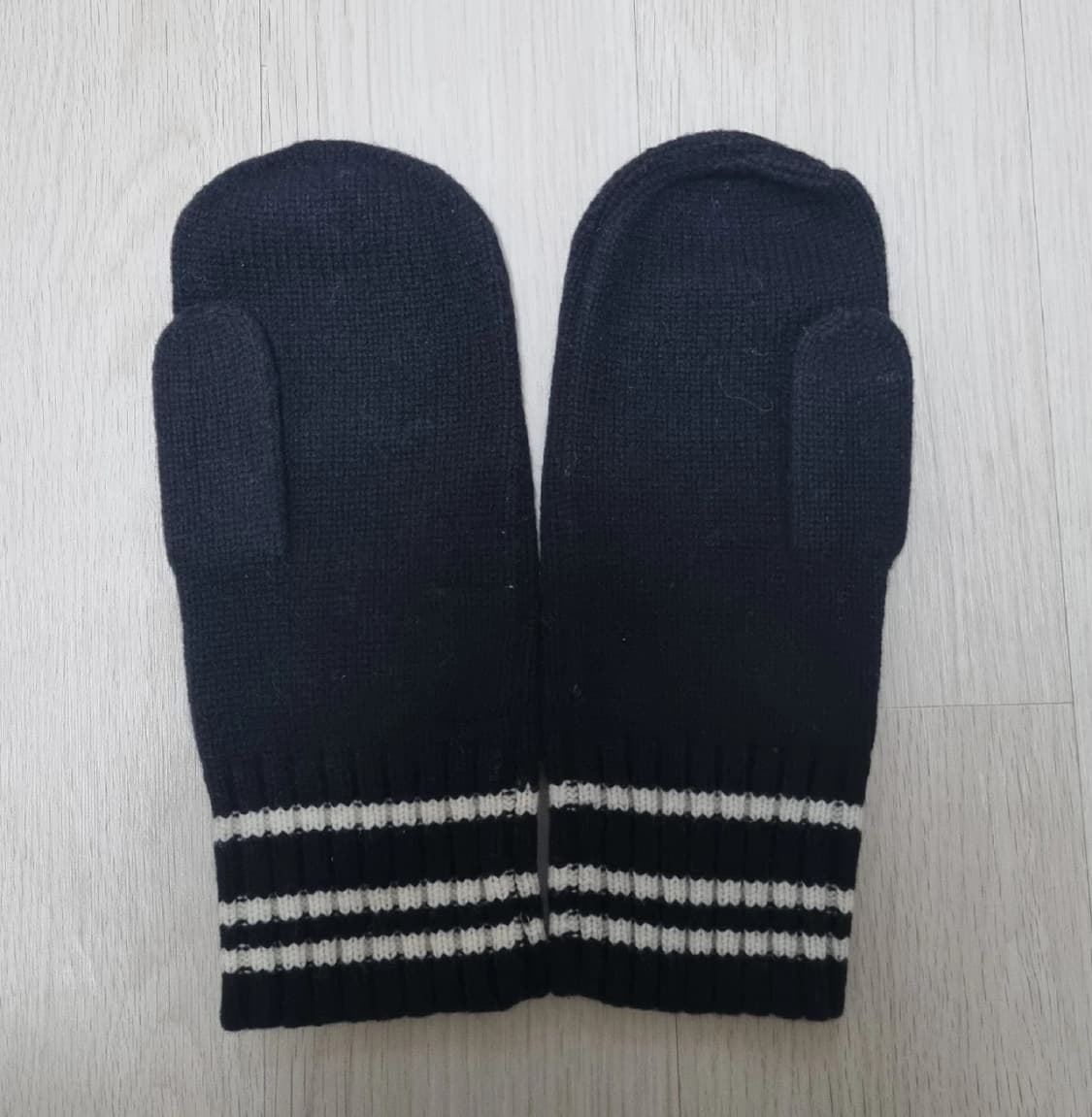 타미힐피거 장미 자수 벙어리 니트 장갑 상품이미지2