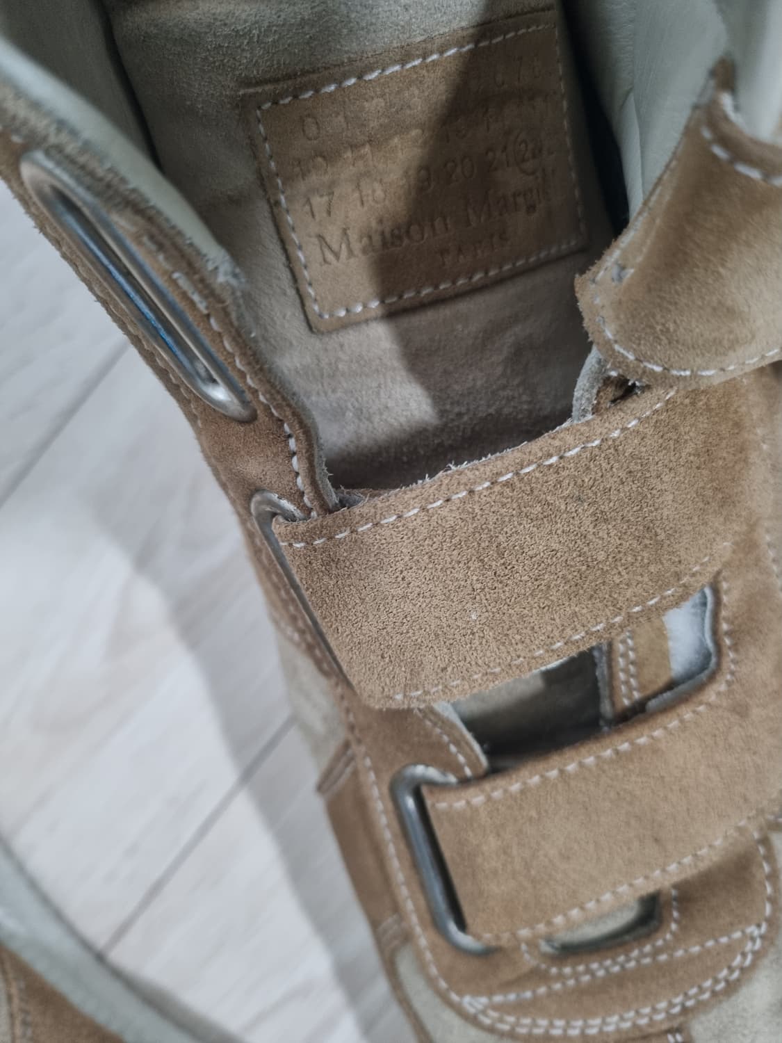 Maison margiela 'RENTAL' GAT 44 Brown 상품이미지4