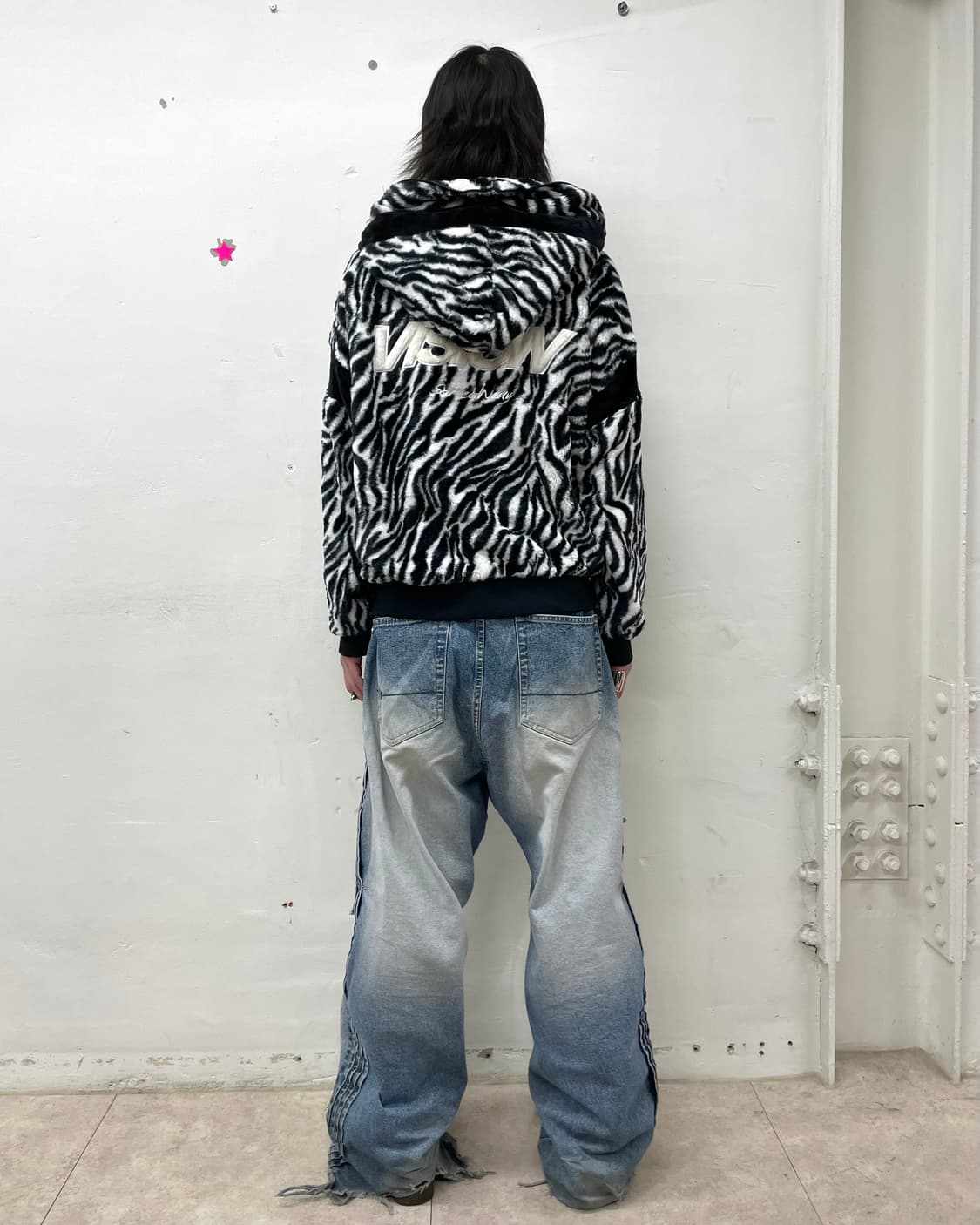 Vision Zebra Fur Hooded Zip-Up  상품이미지4