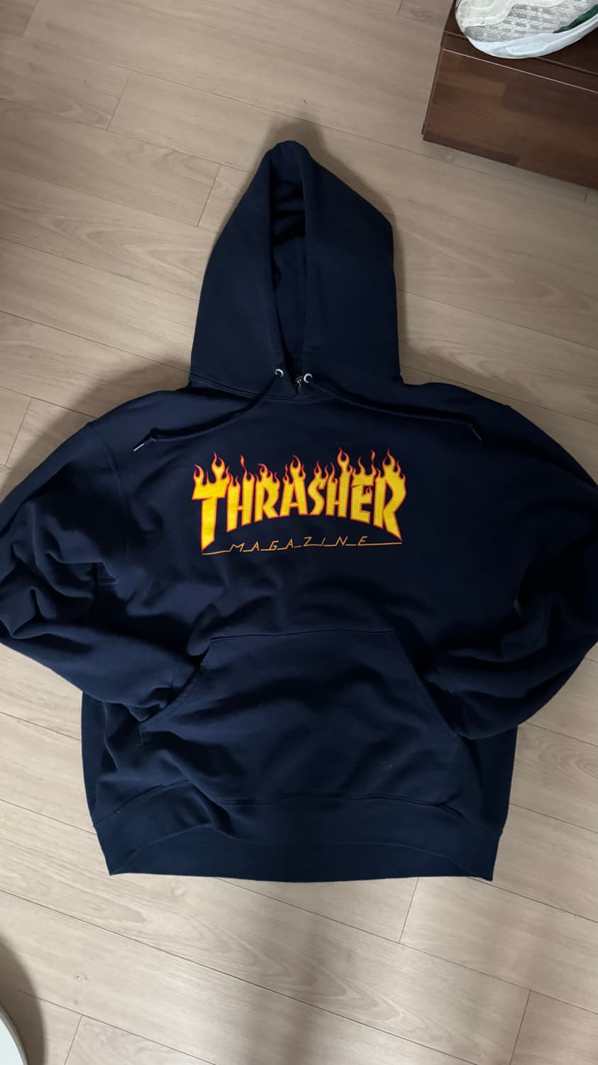 트레셔(thrasher) 남색 후드티 상품이미지1