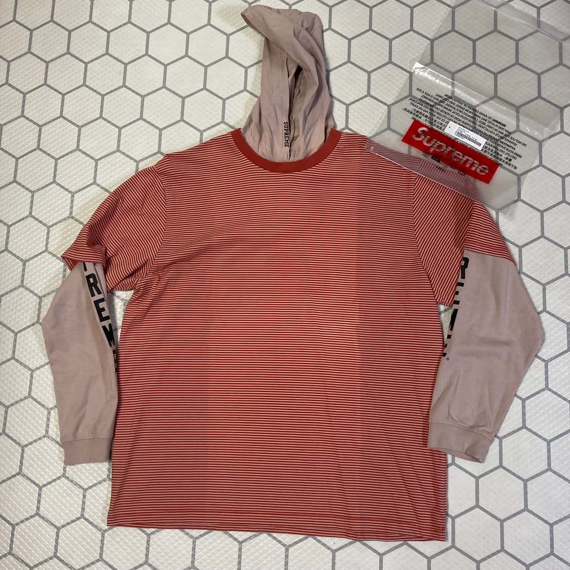 가슴아픈 슈프림 썰 상품이미지4