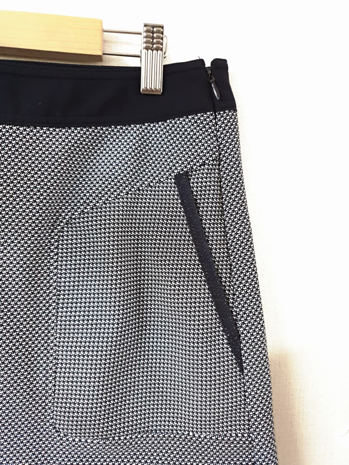 닥스 여성골프 패턴지퍼 스커트 28인치 66 네이비 상품이미지2