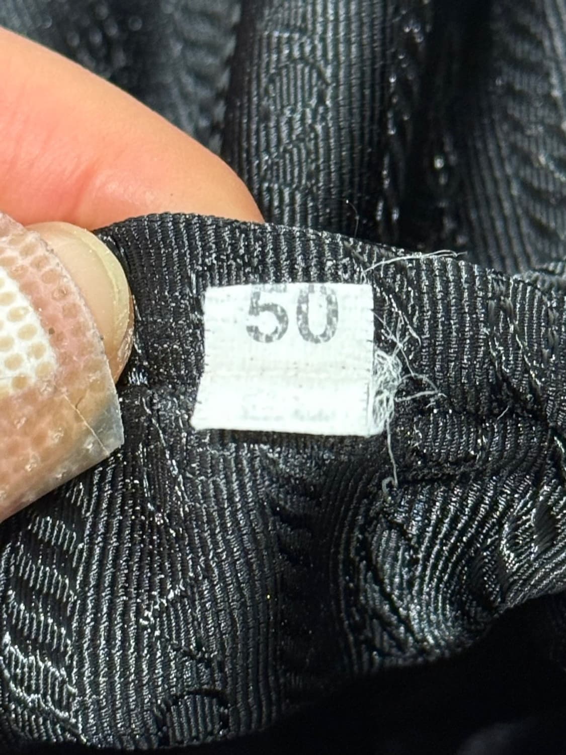 프라다 블랙 테수토 플랩 나일론 숄더백  상품이미지9