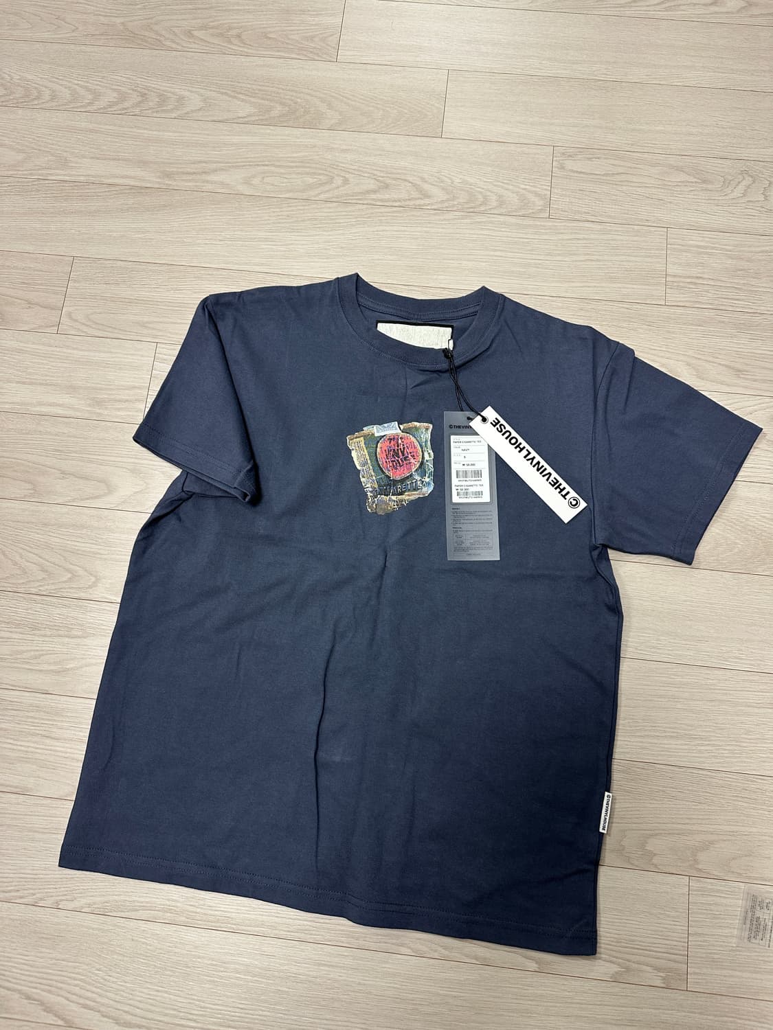 더바이닐하우스 S PAPER CIGARETTE TEE 상품이미지2