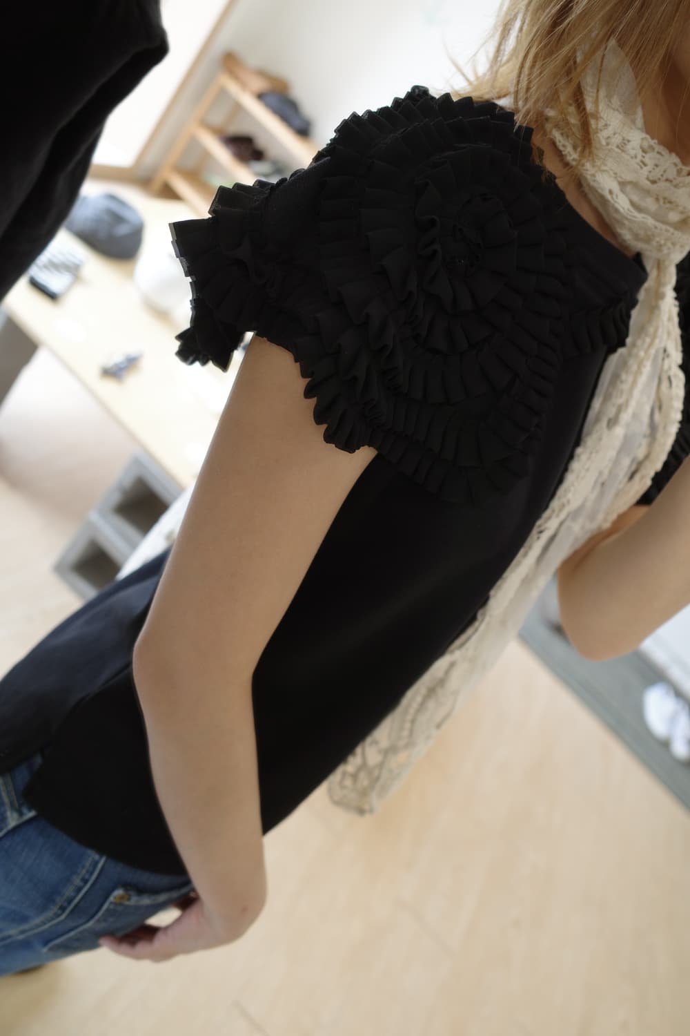 숄더 포인트 탑  상품이미지2