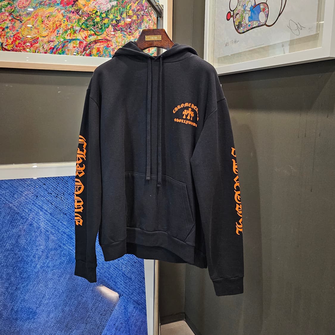 크롬하츠 세메터리 트리플 크로스 후드 티셔츠 상품이미지1