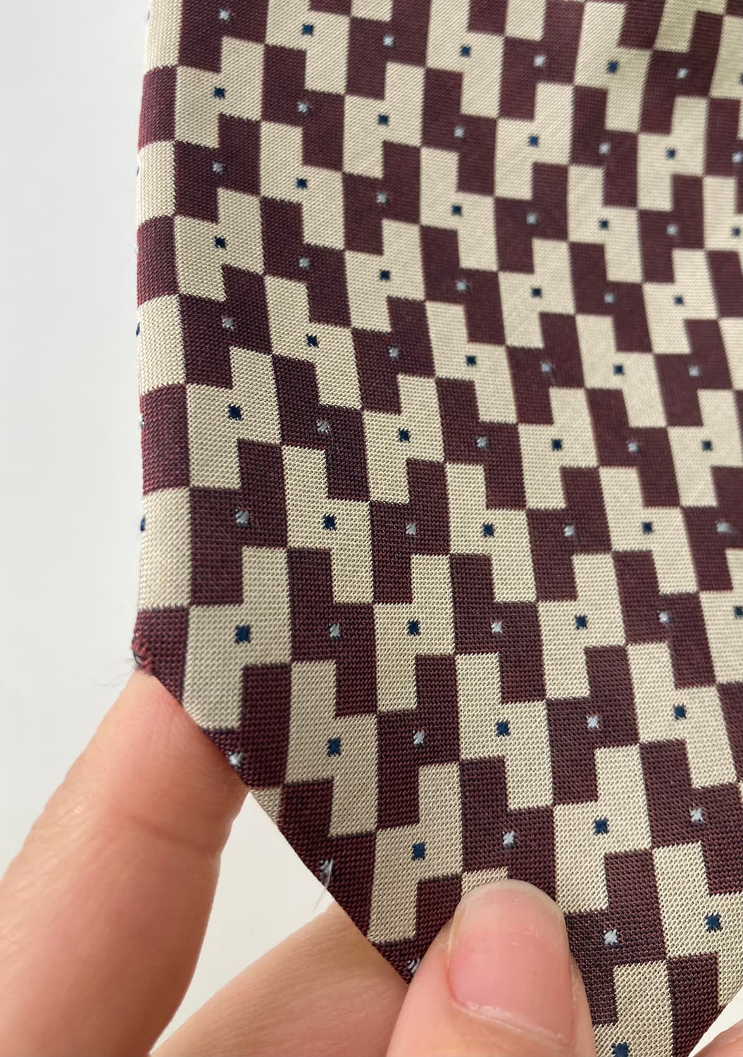 게스 넥타이 상품이미지10