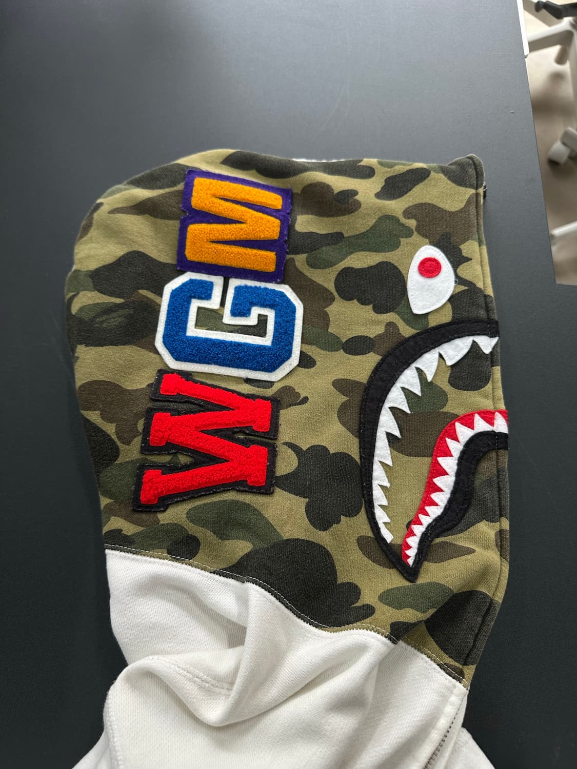 베이프 화이트 퍼스트카모 풀 후드집업 상품이미지7