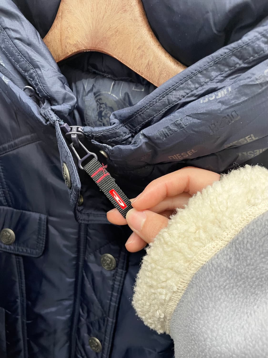 디젤 로고 절개 버클 디테일 자켓  상품이미지6