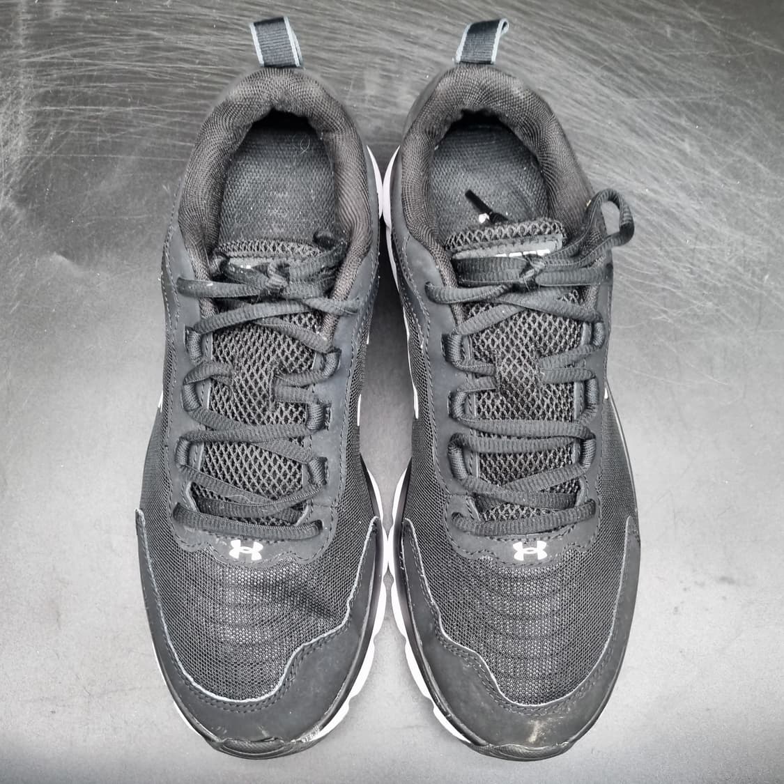 언더아머 UA차지드 어서트9 런닝화275. 상품이미지2