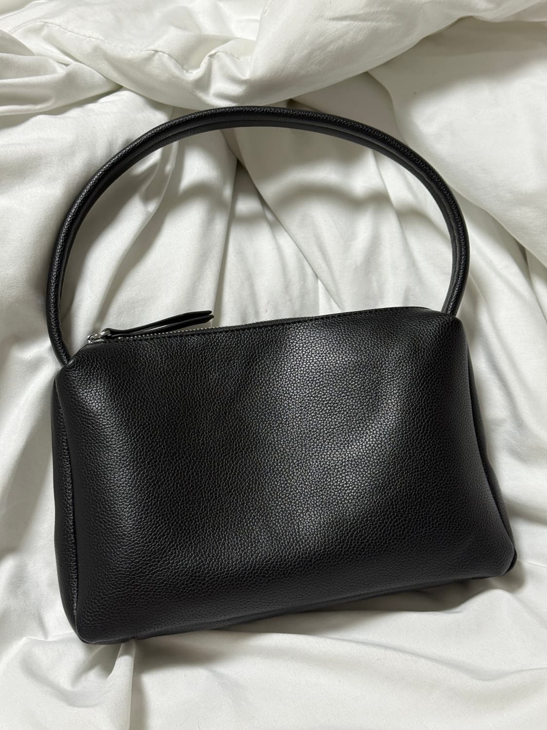 소가죽 숄더백 상품이미지4