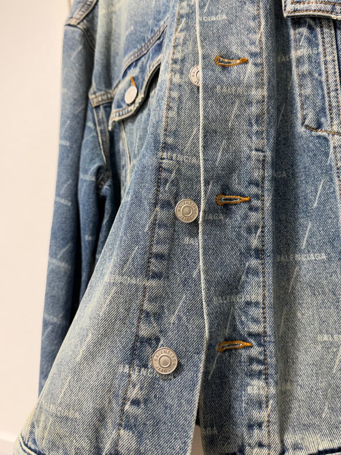 (46)발렌시아가 멀티로고 남성 청자켓  상품이미지5