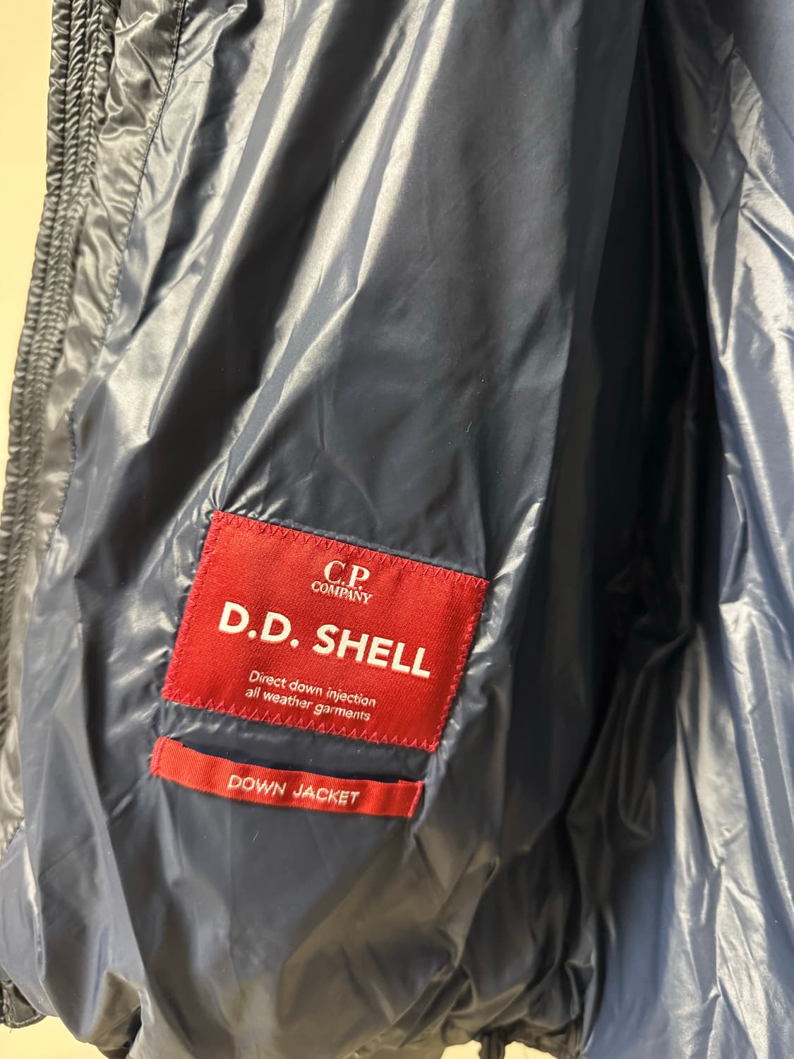 cp컴퍼니 디디쉘 다운자켓 24fw 이클립스블루 XL 상품이미지6