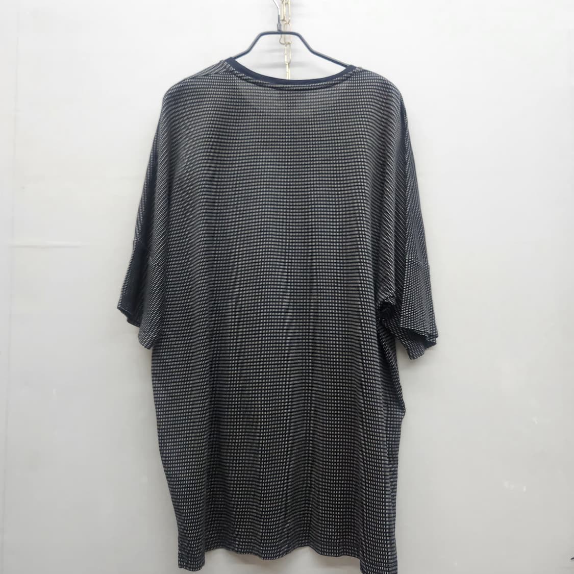 COS 코스 패턴 디테일 오버핏 반팔티 L(2XL) 상품이미지4