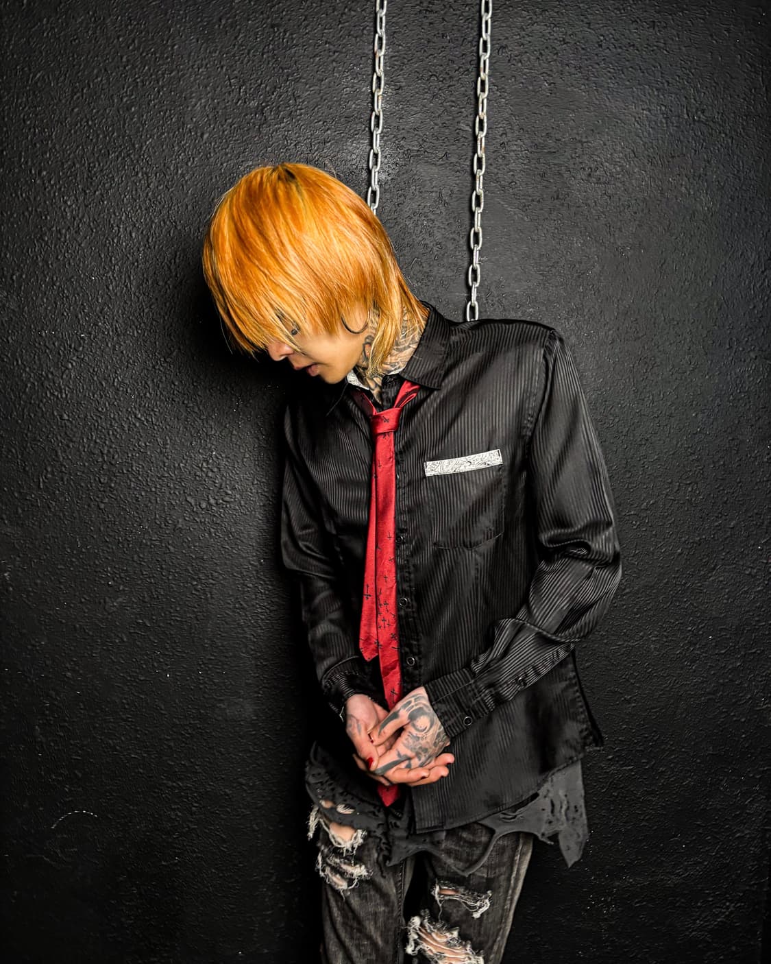 semantic design – Black Glossy Shirt 상품이미지1