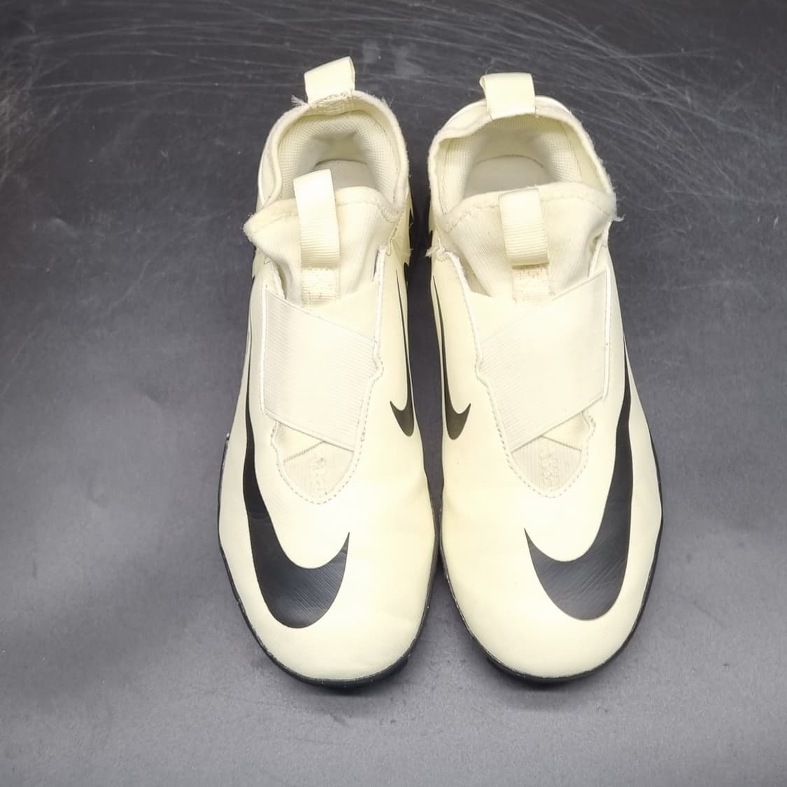 나이키 줌 머큐리얼 베이퍼15 풋살화240 상품이미지2