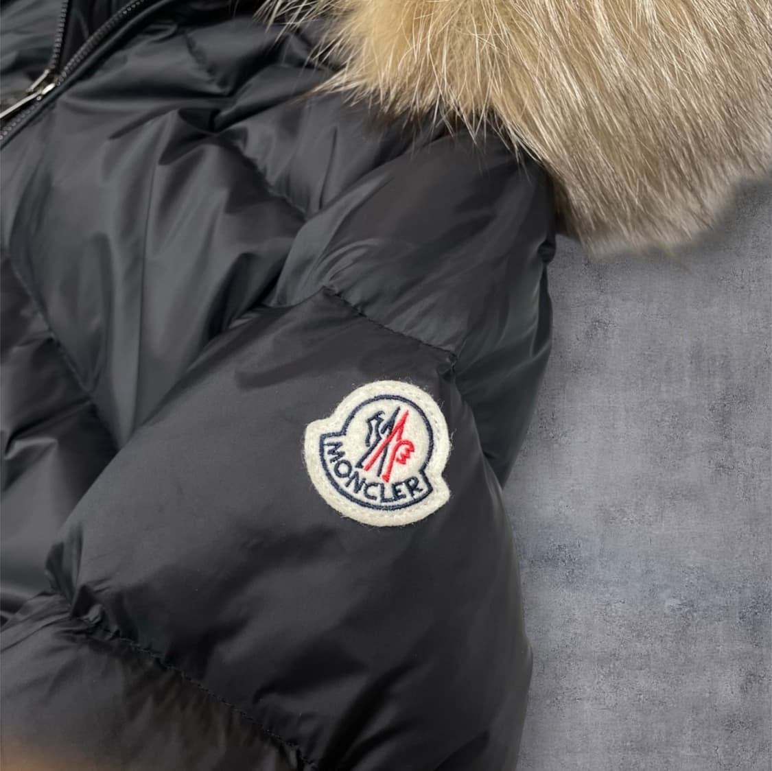 몽클레어 Moncler  후드 퍼 롱패딩 4 상품이미지4