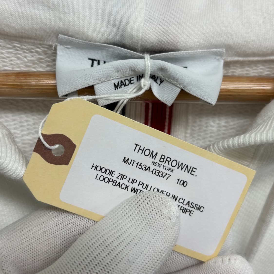 [5]톰브라운 백삼선 후드집업 상품이미지3