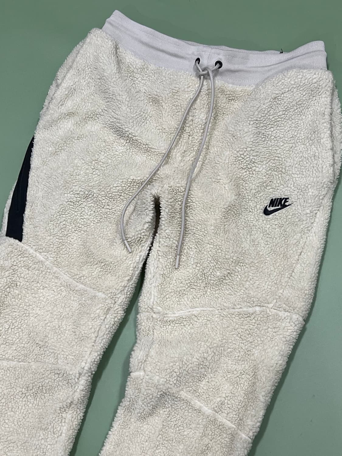 나이키 셰르파 후리스 조거팬츠 아이보리 상품이미지3