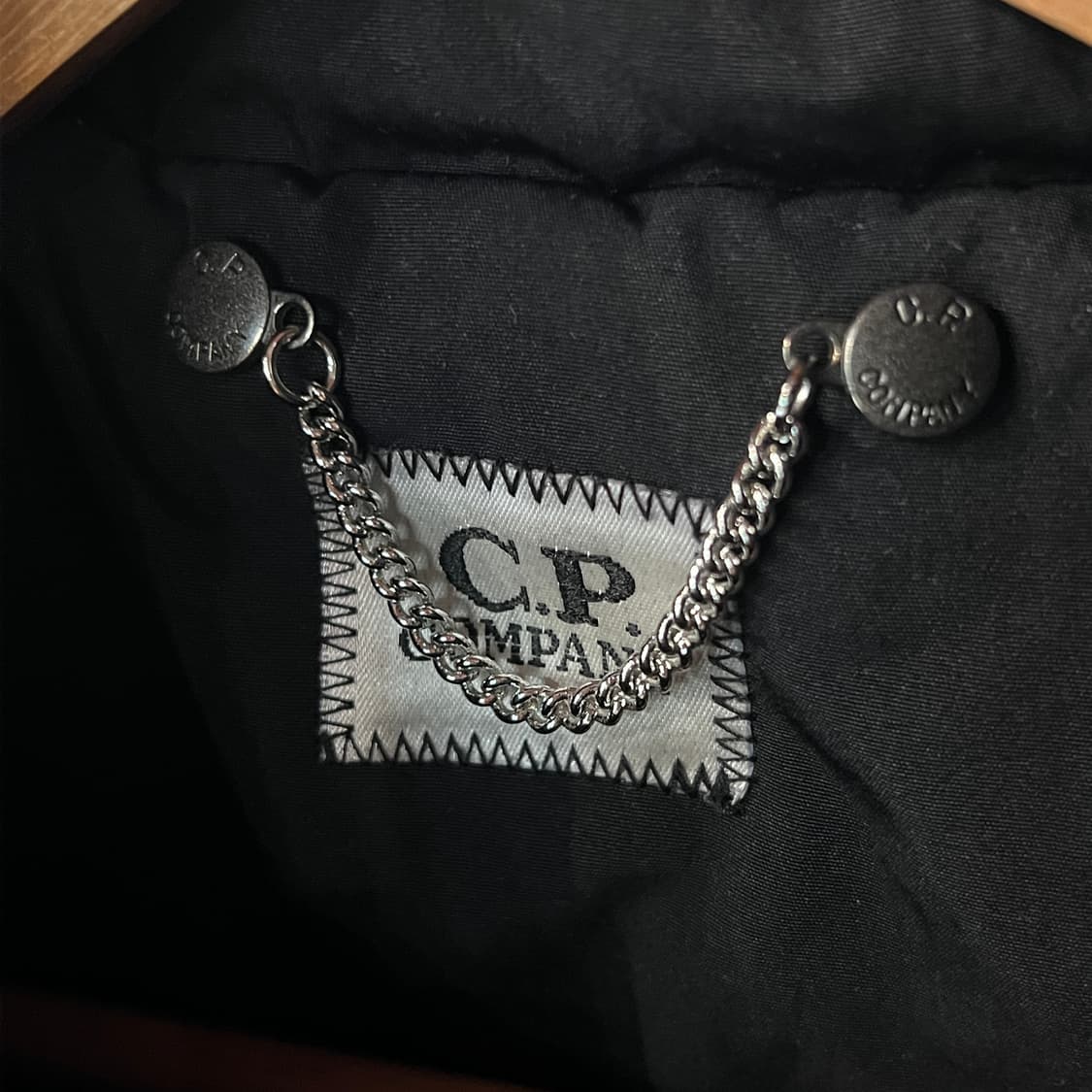 [100] CP컴퍼니 덕다운 고글패딩 상품이미지7