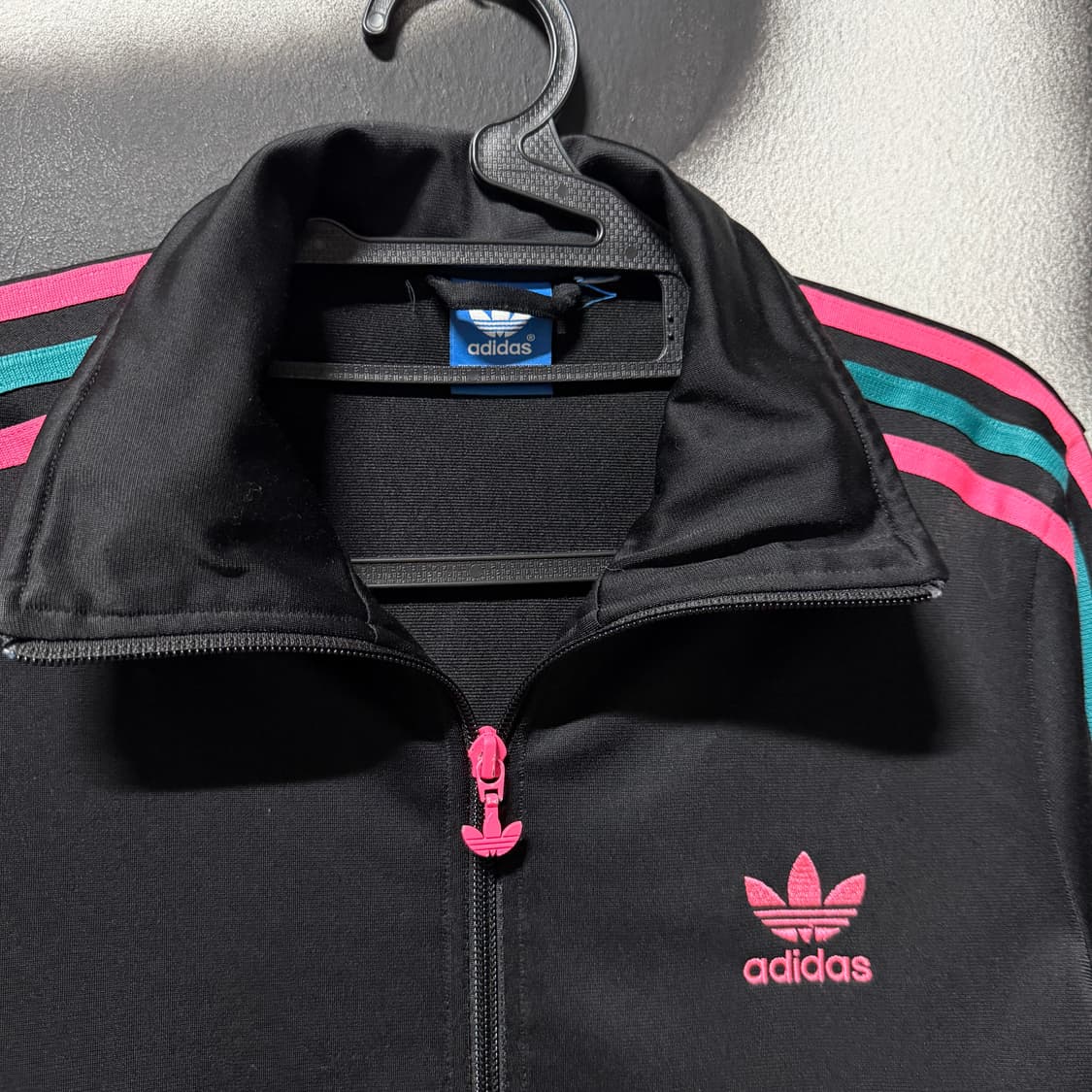 아디다스 파이어버드 블랙 핑크 빅 프린팅 트랙탑 져지 자켓 상품이미지3
