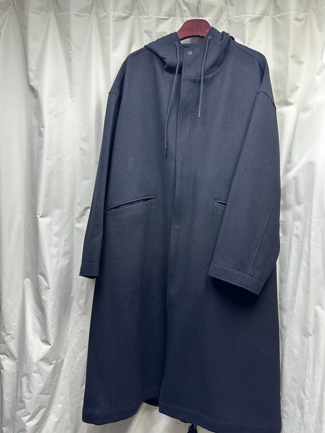 비슬로우 피쉬테일 코트 블랙 상품이미지1