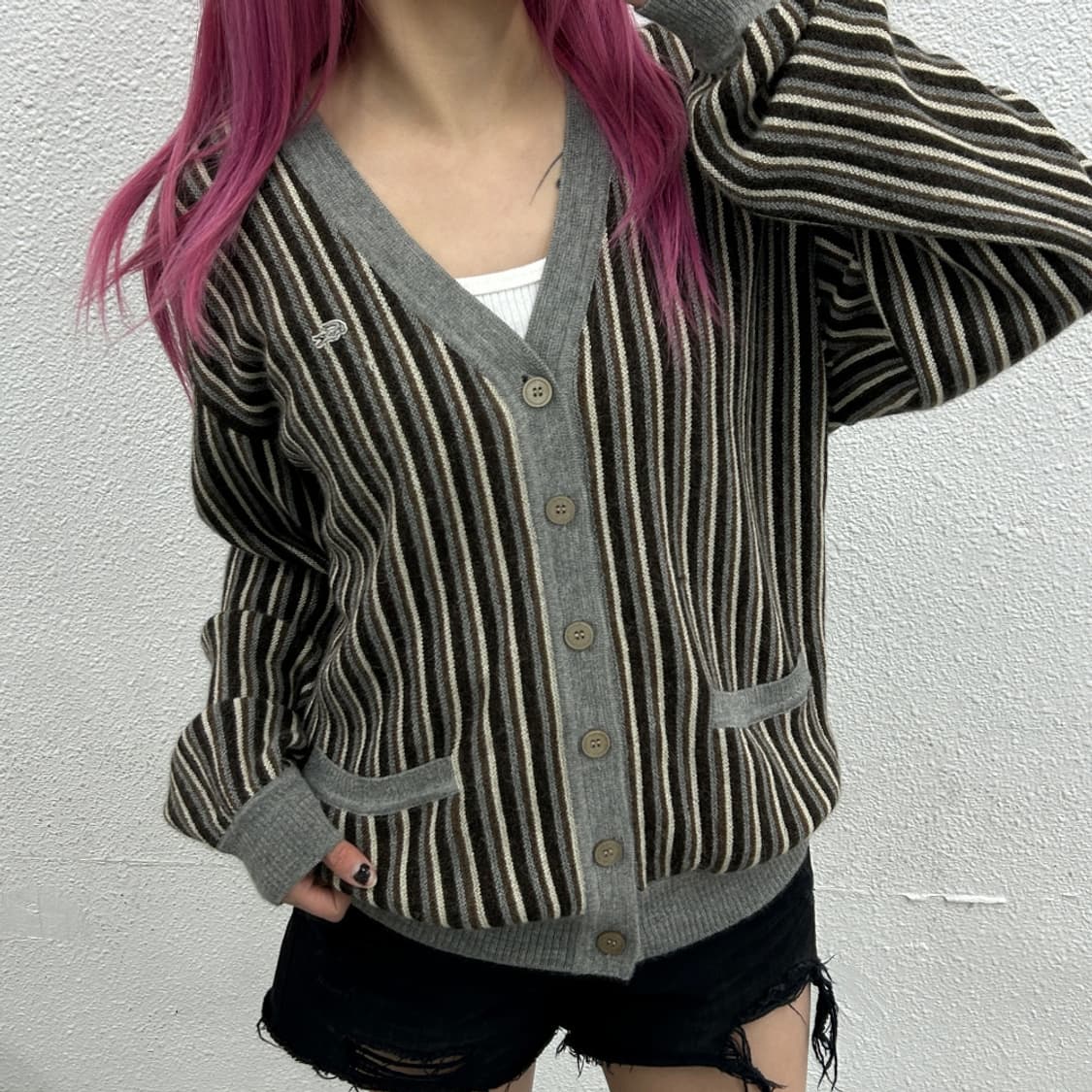 라코스테 그레이 단가라 브라운 가디건 100 상품이미지1