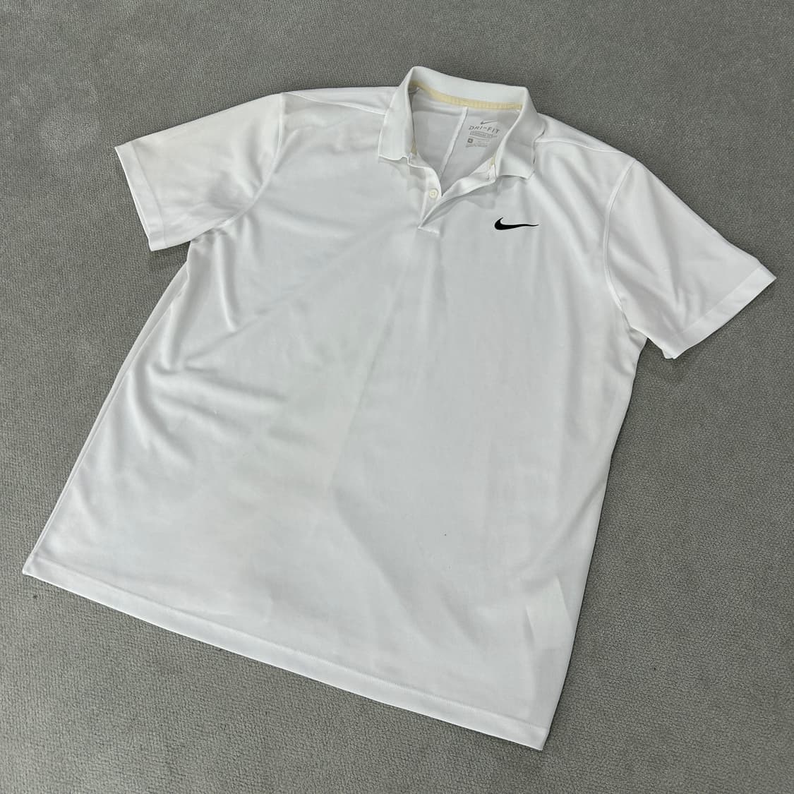 나이키 드라이핏 화이트 반팔  상품이미지1