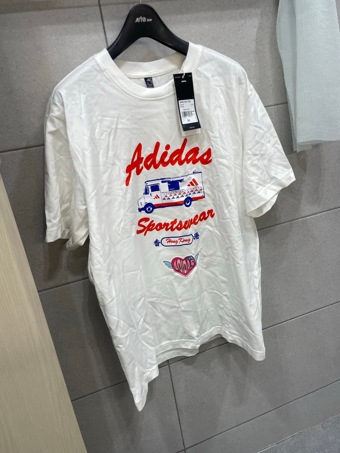 아디다스 HK 반팔 티셔츠 m 상품이미지1