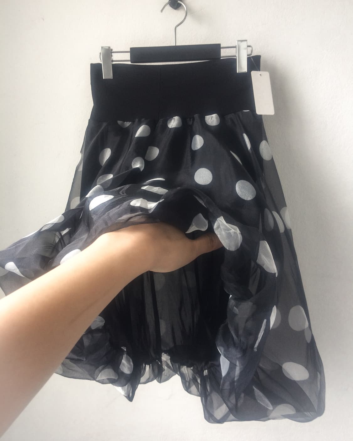 Dot pattern balloon fit midi skirt 상품이미지4
