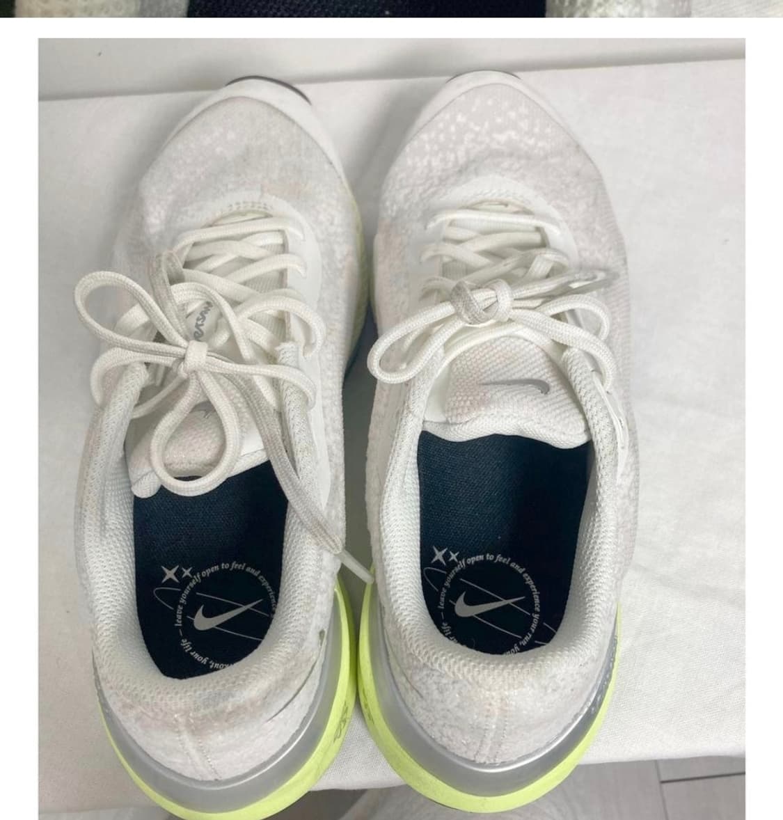 나이키 버세어SE 여성운동화 235  상품이미지3