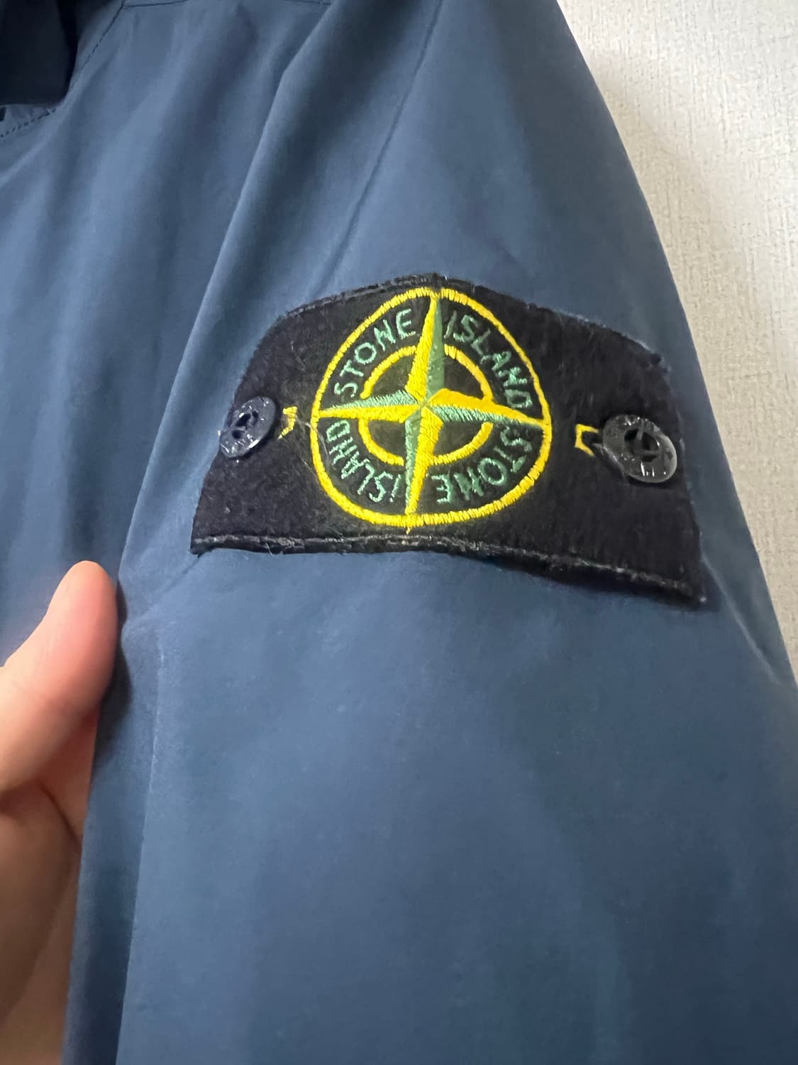 스톤아일랜드 고어텍스 바람막이 m 상품이미지2