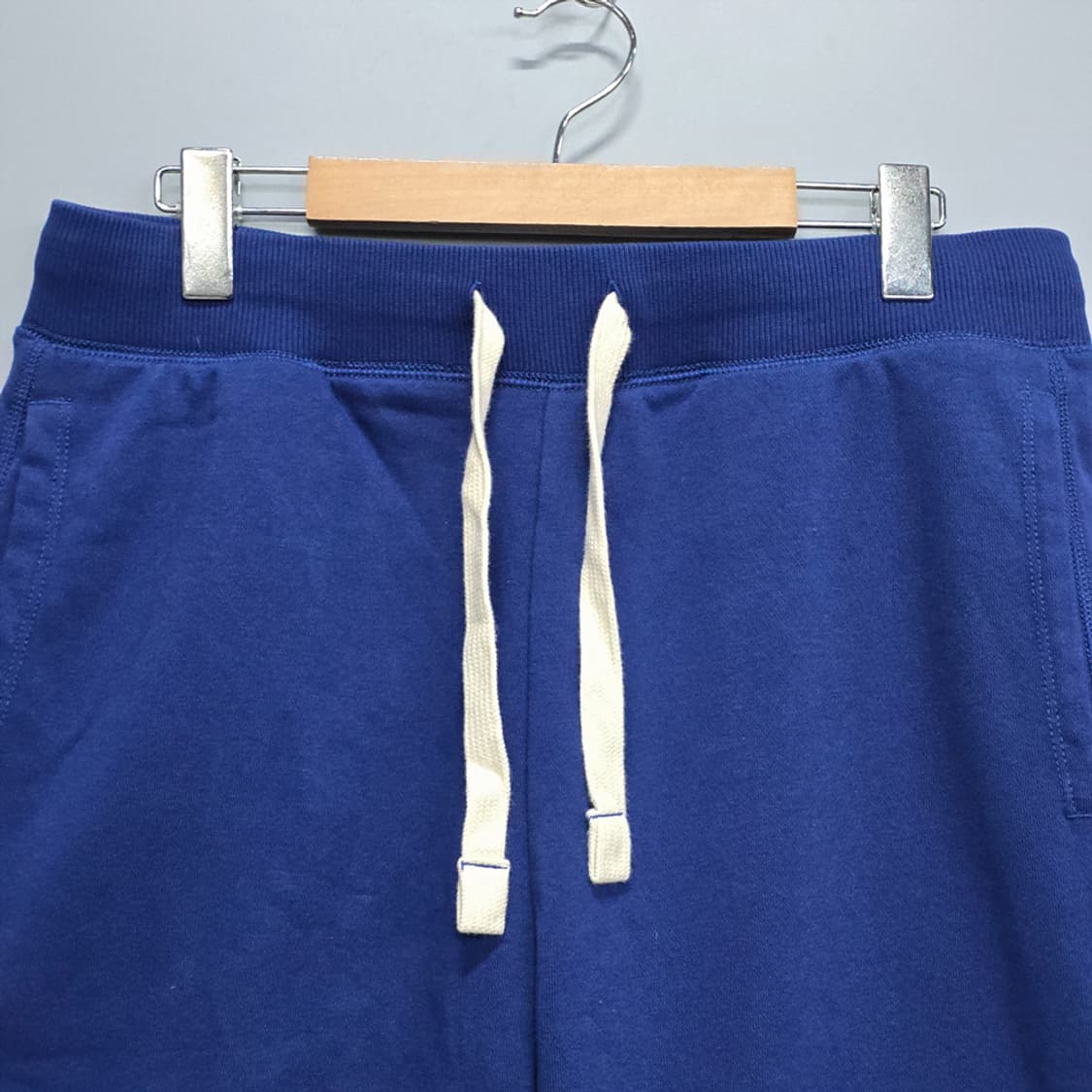 새제품) 후아유(WHO.A.U) 로고 스웨트 반바지 블루 XL 상품이미지2