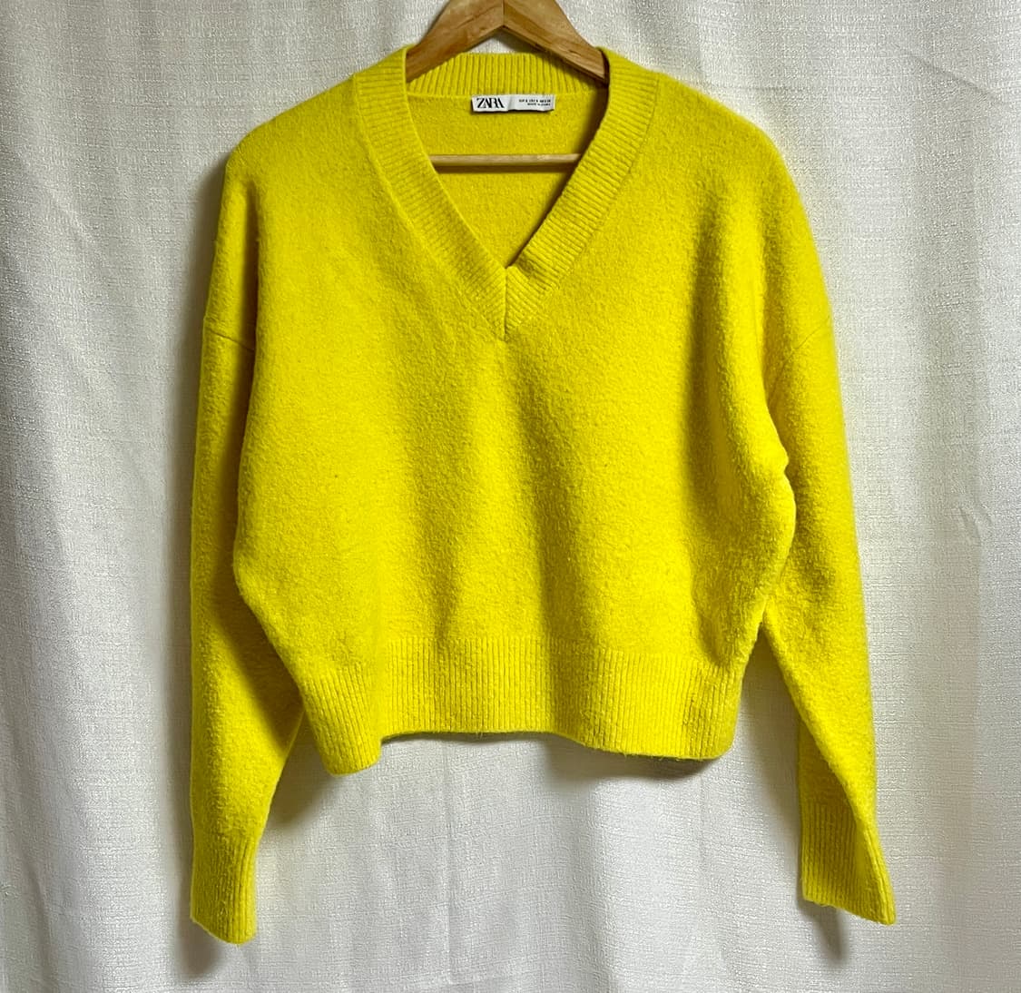 자라 오버핏 크롭 브이넥 니트 스웨터 S 상품이미지1