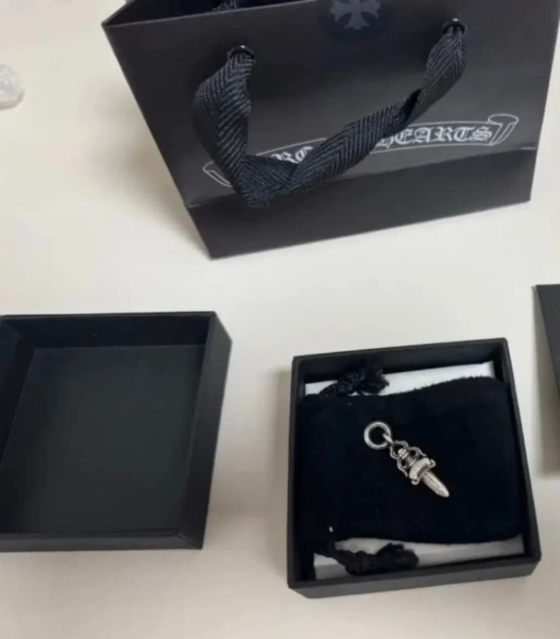 크롬하츠 s 대거 펜던트 상품이미지3