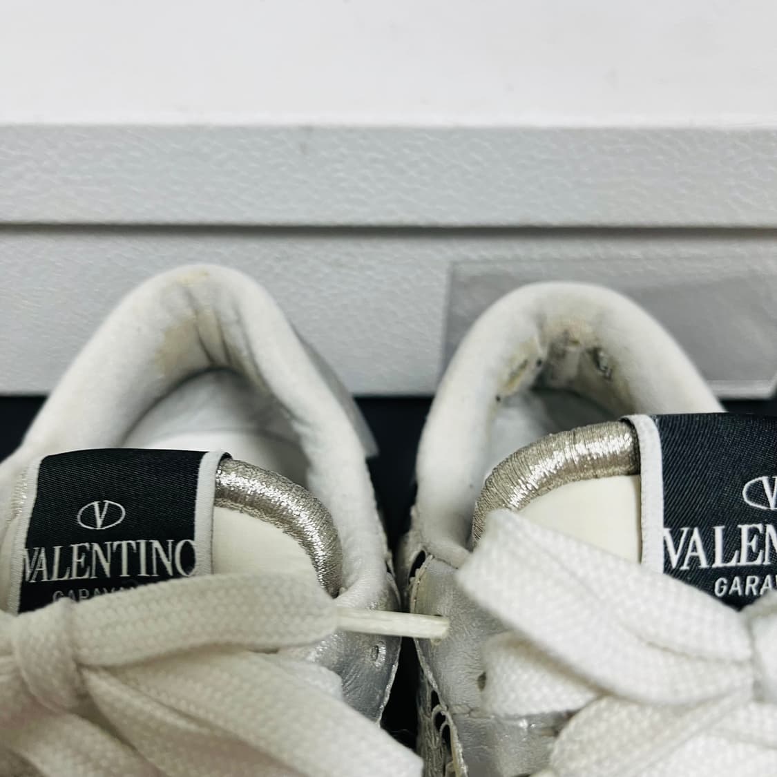 정품 36.5) 발렌티노 메탈릭 레이스 스니커즈 230~235 상품이미지6