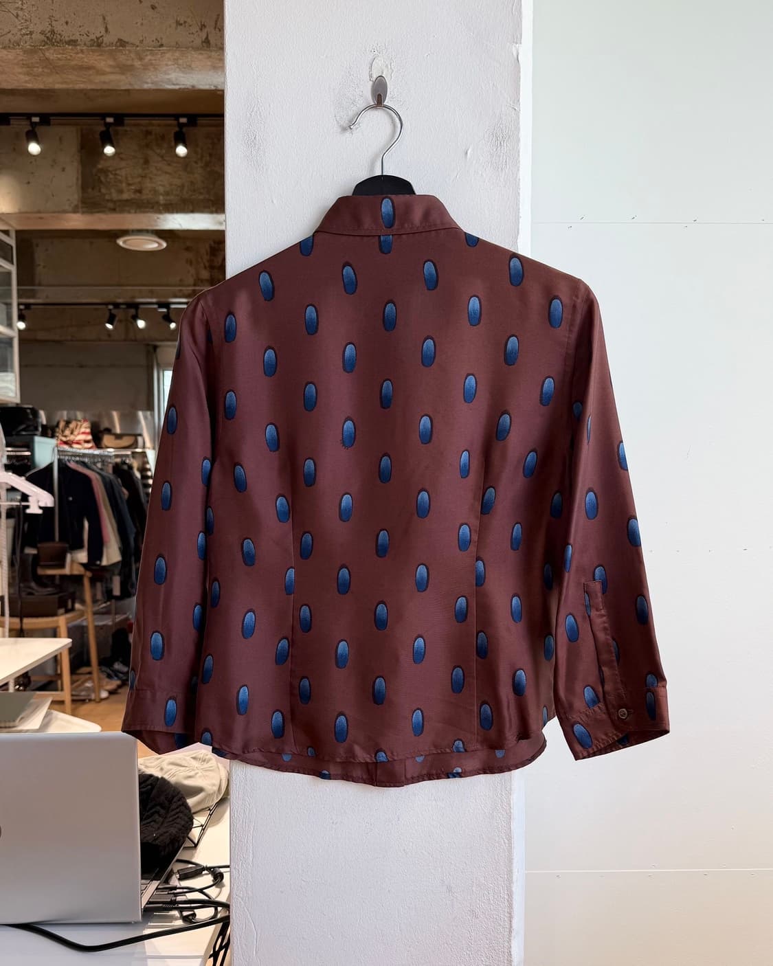 프라다 브라운 도트 실크 셔츠  상품이미지6