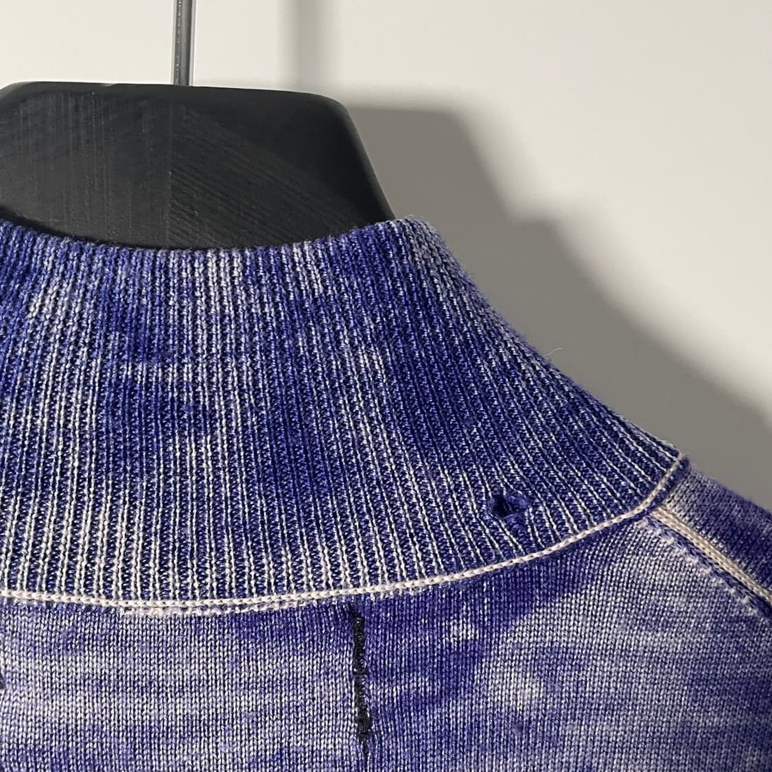 09fw 스톤아일랜드 그라데이션 반집업 니트 (on.718)   상품이미지8