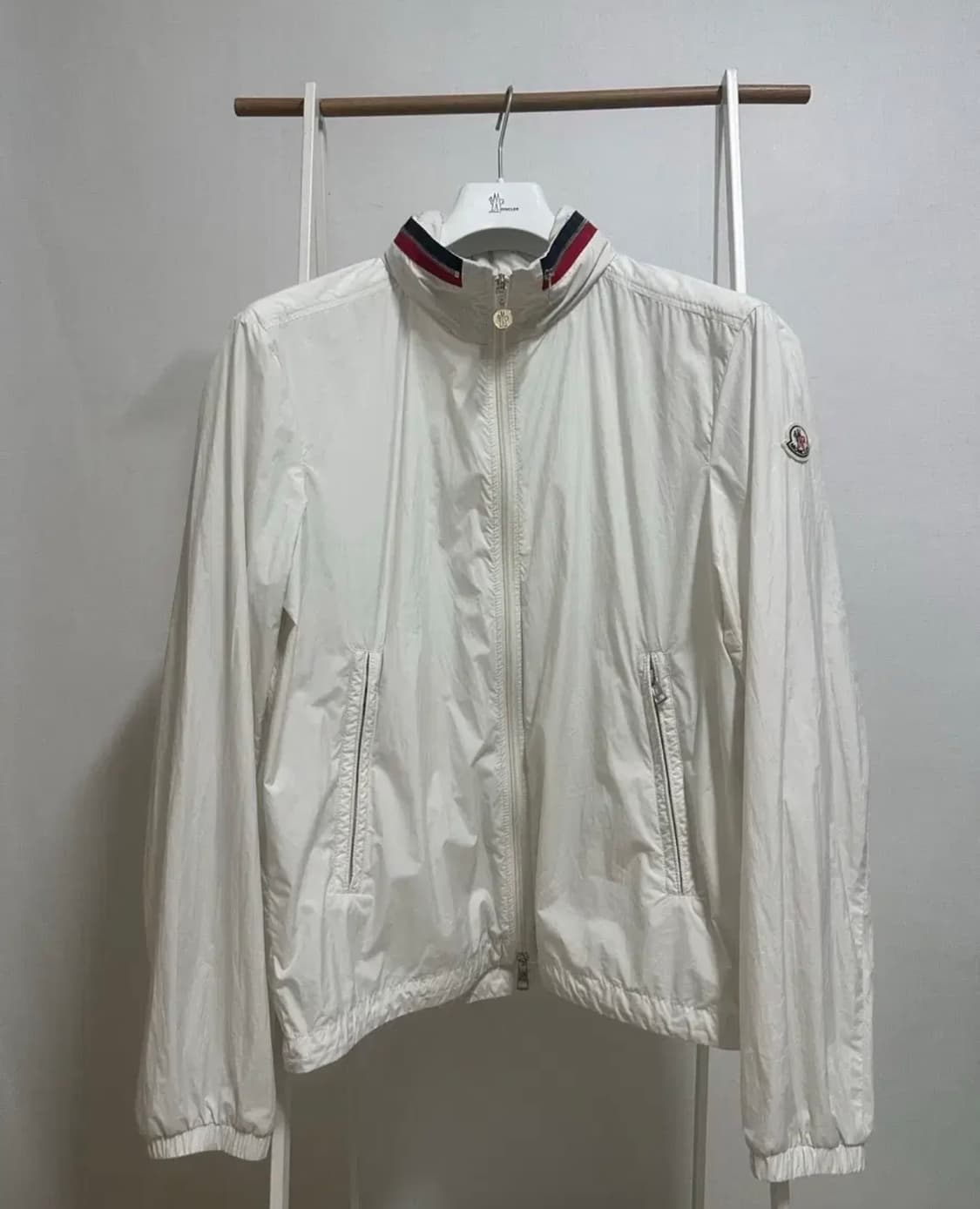 몽클레어 팔락 바람막이 3 상품이미지1