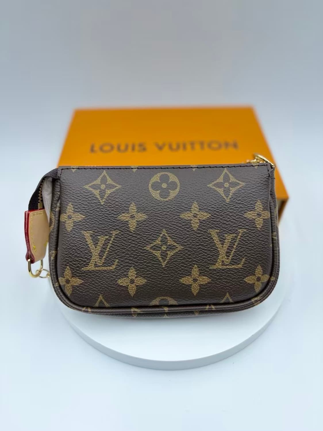 루이비통 미니 포쉐트 악세수아 모노그램 상품이미지1