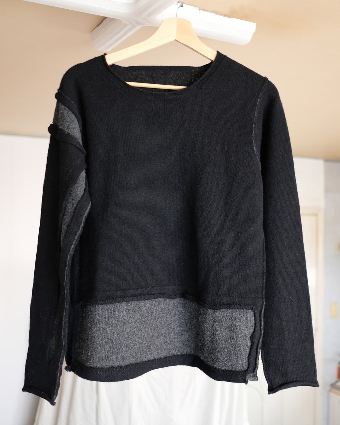 Y’s Ripped Detail Pullover 울 스웨터 size 2 상품이미지1