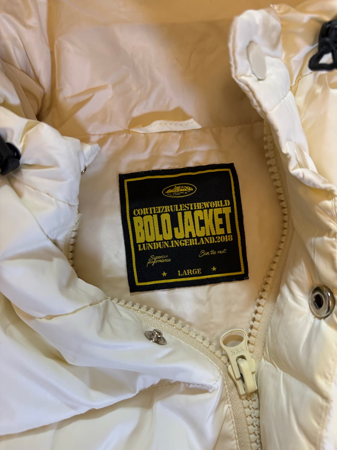 코르테이즈 볼로 패딩 자켓 V2 화이트 crtz bolo jacket 상품이미지6