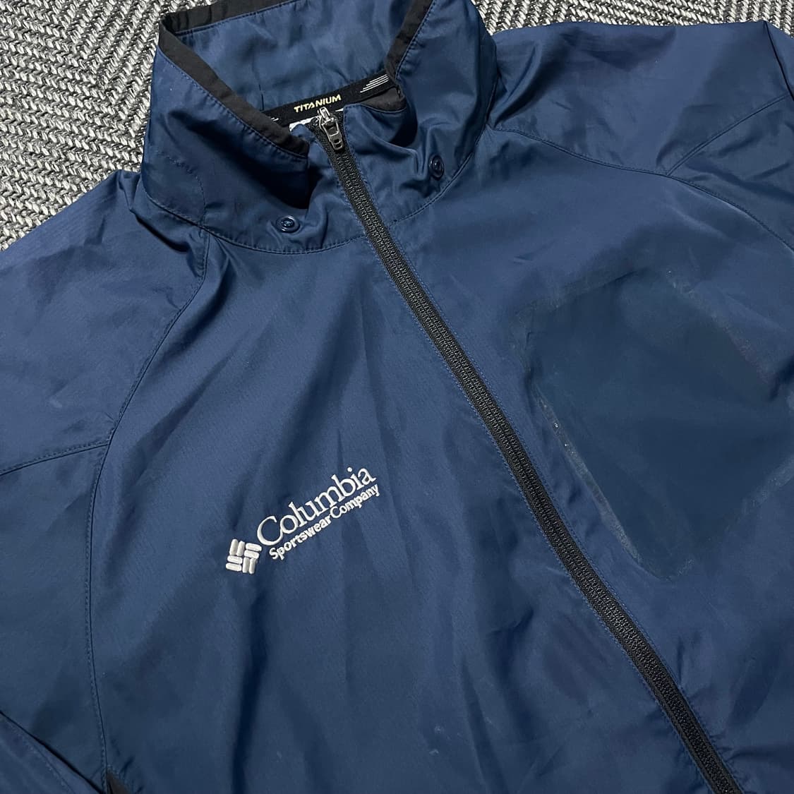 Columbia 콜롬비아 티타늄 기능성 경량 바람막이 상품이미지3