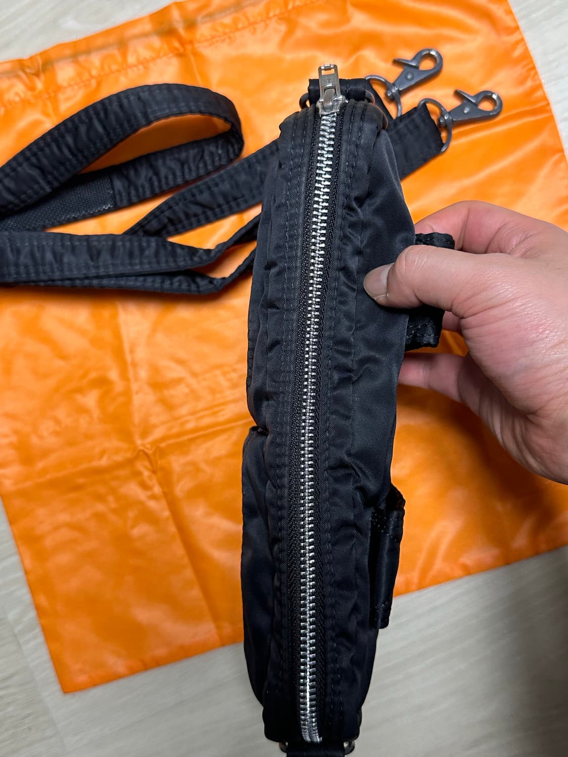 PORTER 요시다 포터 뉴탱커 숄더백 블랙 상품이미지5